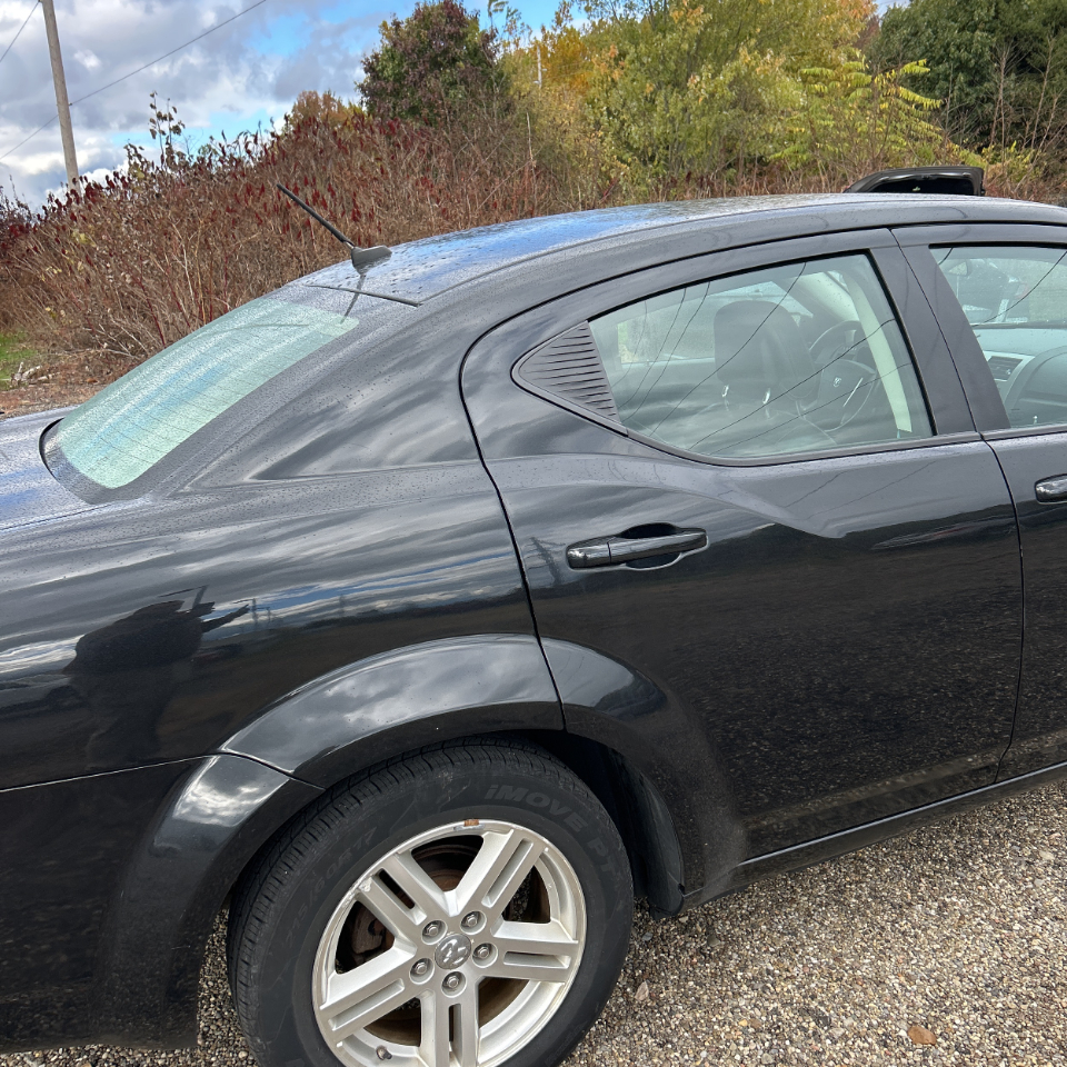 Dodge Avenger 4dr Sdn R/T 2010 Dodge Avenger 4dr Sdn R/T 2010