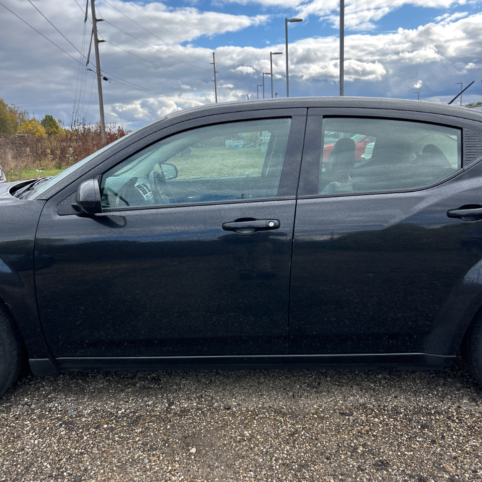 Dodge Avenger 4dr Sdn R/T 2010 Dodge Avenger 4dr Sdn R/T 2010