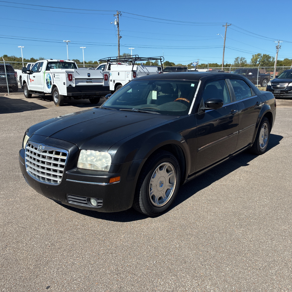 Chrysler 300 4dr Sdn 300 Touring 2006 Chrysler 300 4dr Sdn 300 Touring 2006