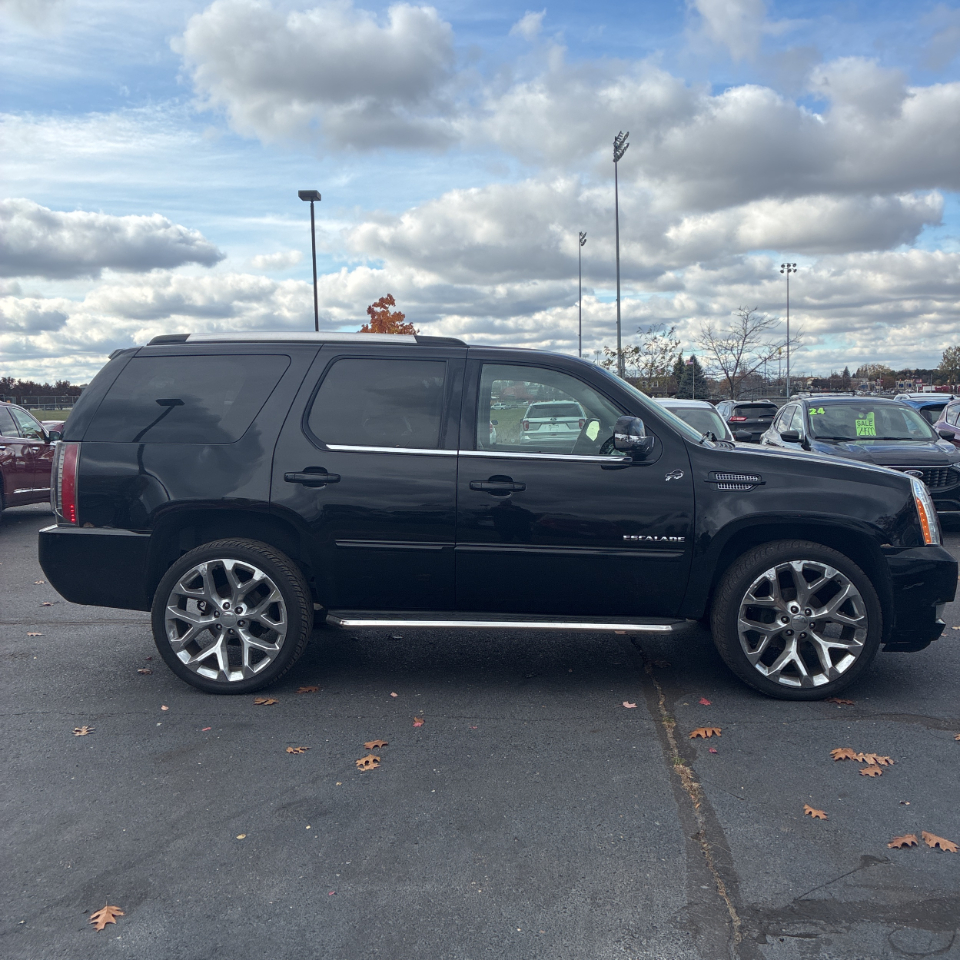 Cadillac Escalade AWD 4dr Premium 2014 Cadillac Escalade AWD 4dr Premium 2014