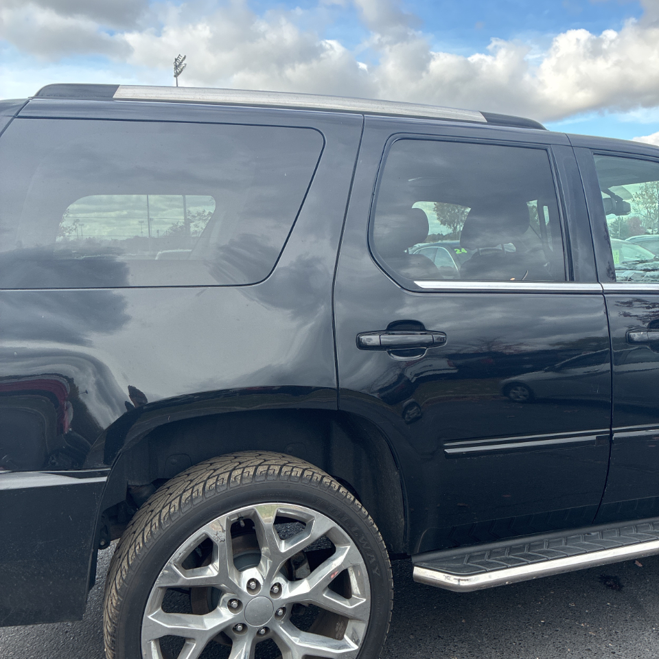 Cadillac Escalade AWD 4dr Premium 2014 Cadillac Escalade AWD 4dr Premium 2014