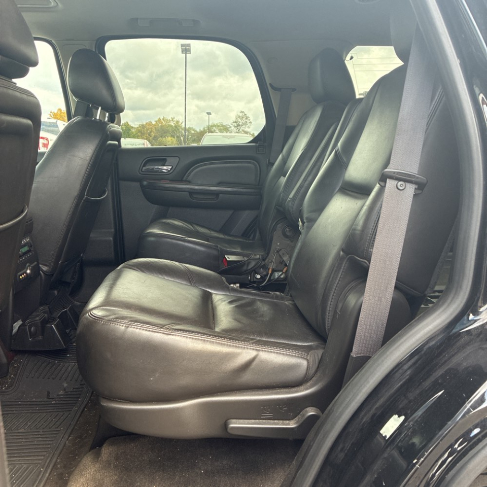 Cadillac Escalade AWD 4dr Premium 2014 Cadillac Escalade AWD 4dr Premium 2014