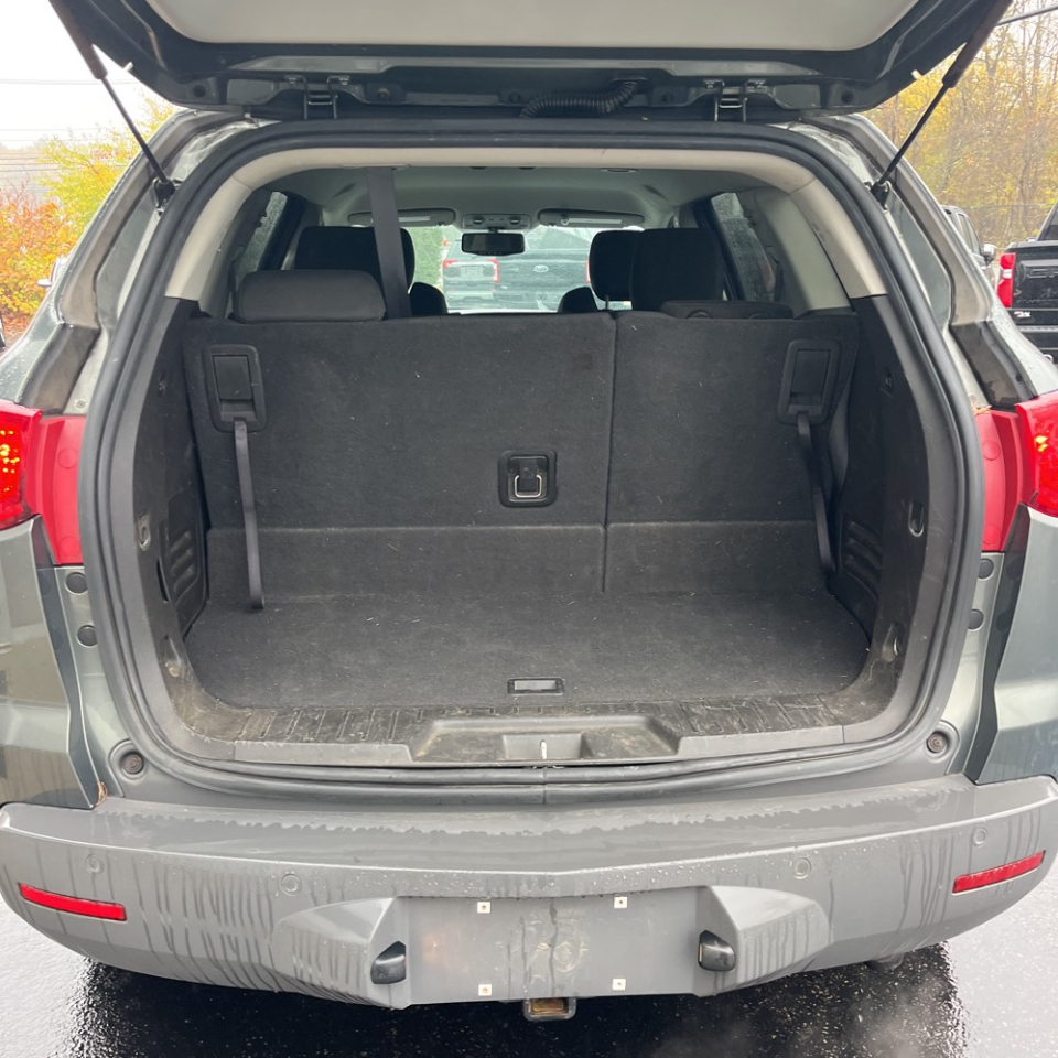 Chevrolet Traverse AWD 4dr LT w/1LT 2011 Chevrolet Traverse AWD 4dr LT w/1LT 2011