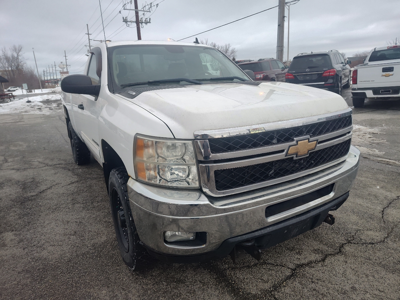 Chevrolet Silverado 2500HD 4WD Reg Cab 133.7" LT 2011