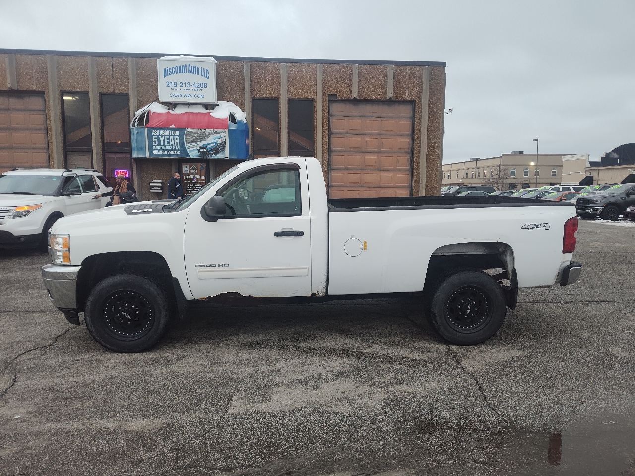 Chevrolet Silverado 2500HD 4WD Reg Cab 133.7" LT 2011
