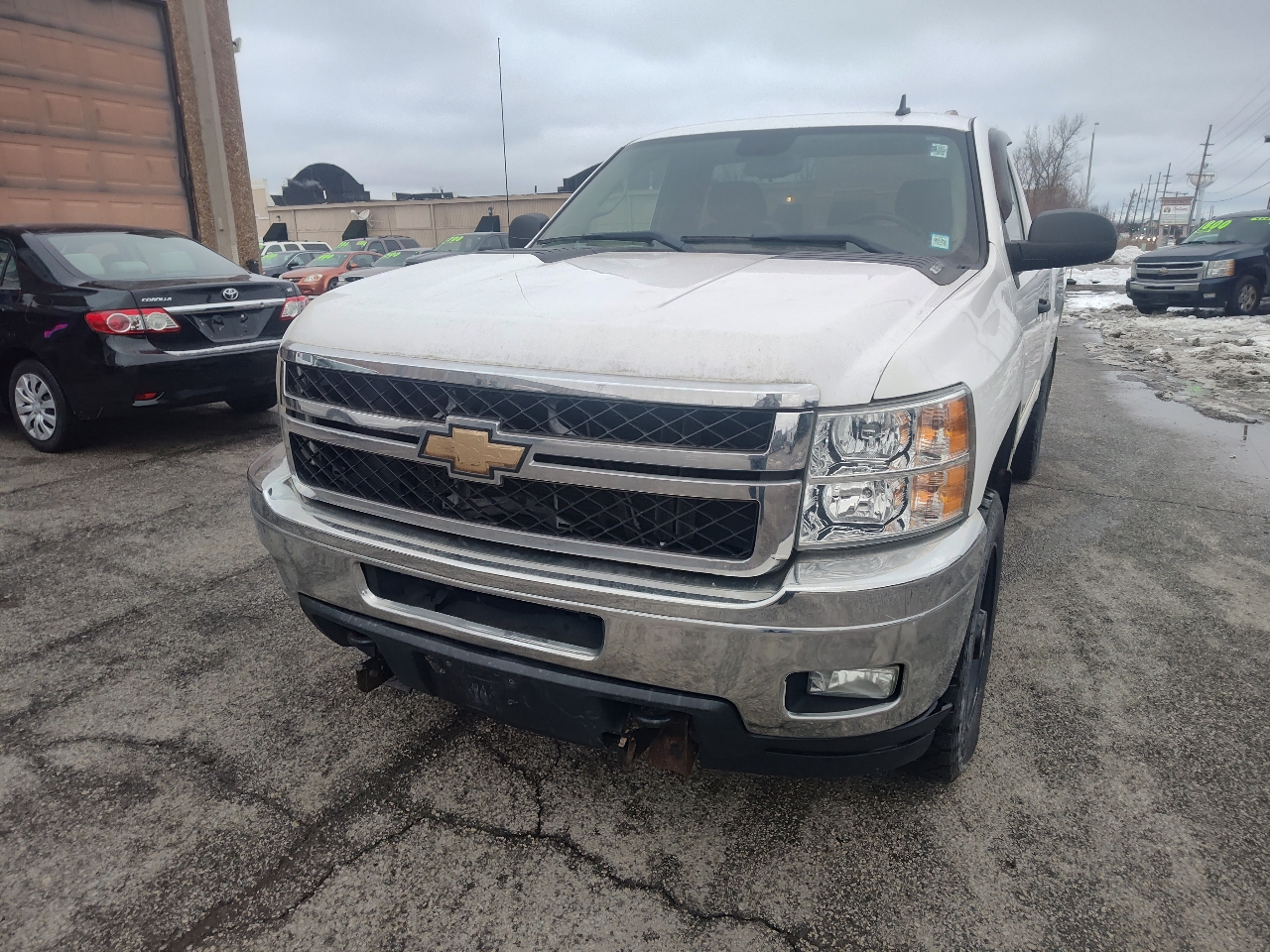 Chevrolet Silverado 2500HD 4WD Reg Cab 133.7" LT 2011