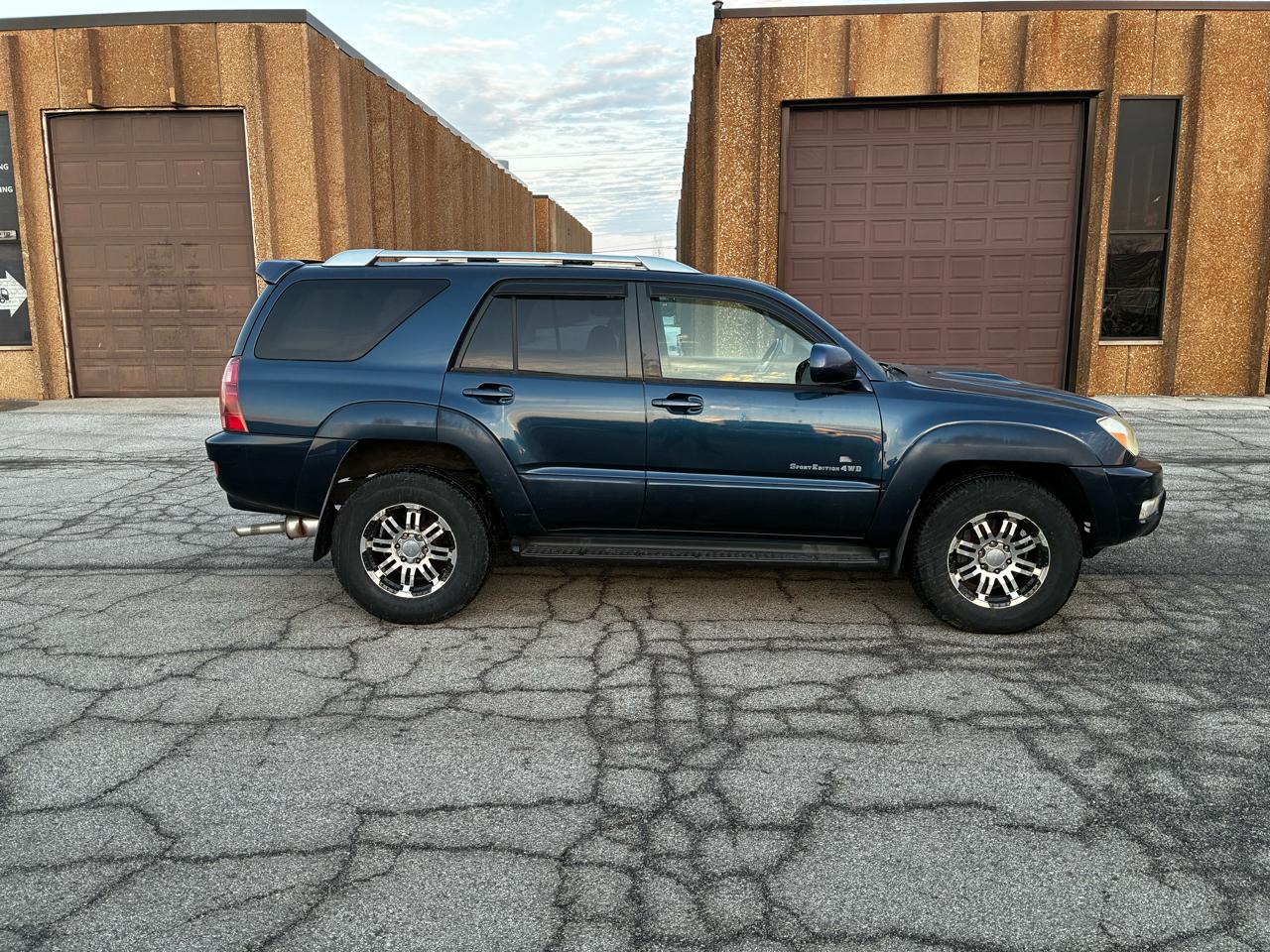 Toyota 4Runner 4dr SR5 V6 Auto 4WD (Natl) 2004