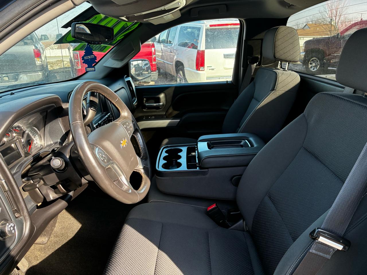 Chevrolet Silverado 1500 4WD Reg Cab 133.0" LT w/2LT 2016