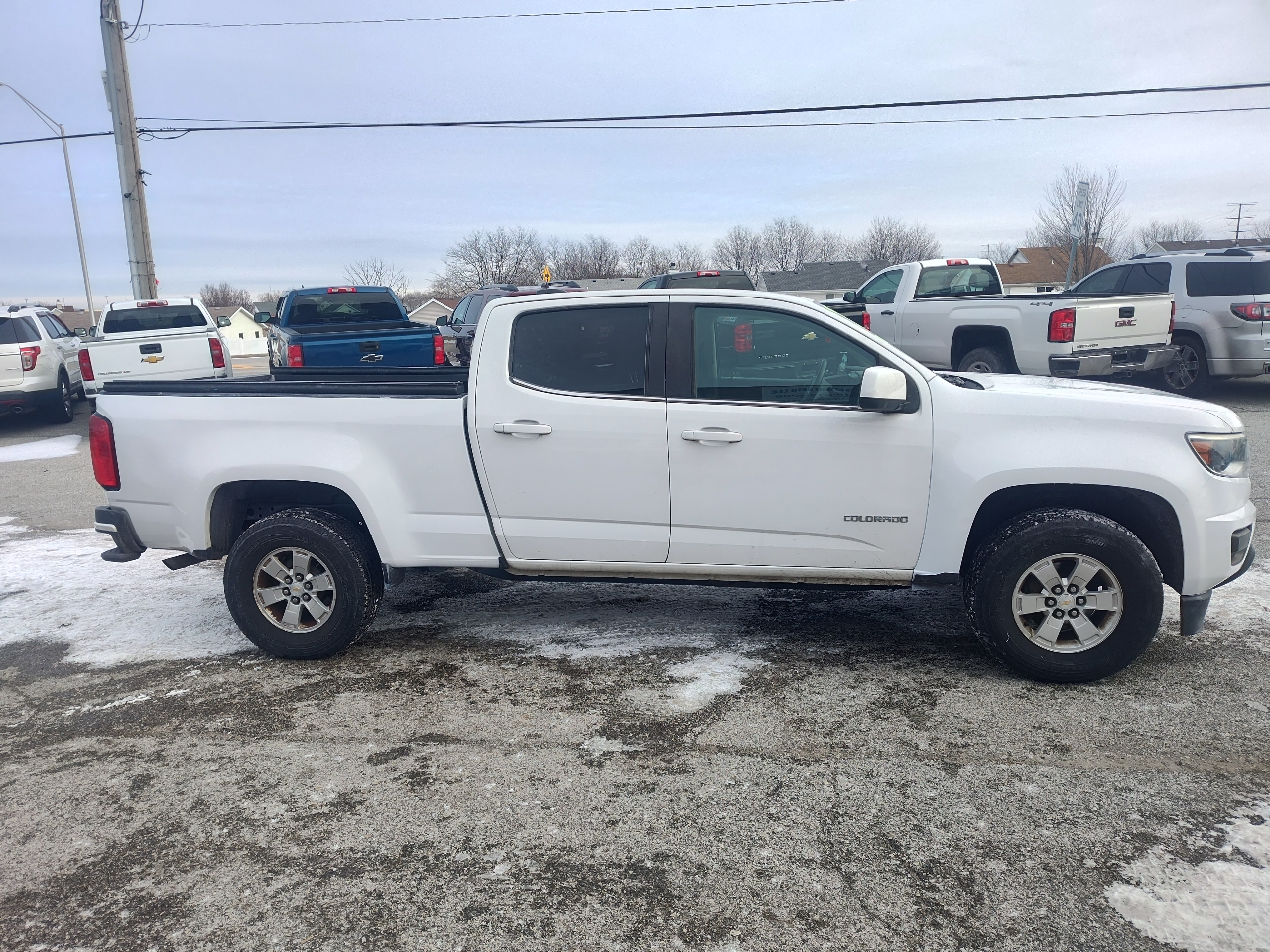 Chevrolet Colorado 4WD Crew Cab 140.5" WT 2017