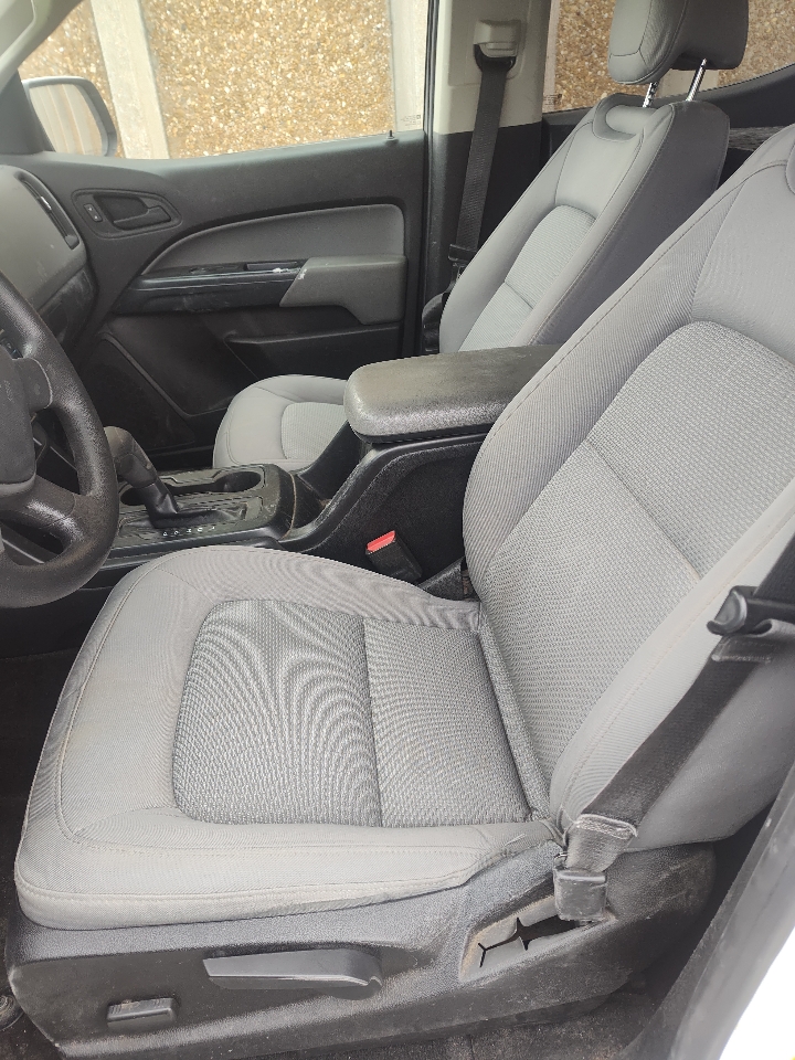 Chevrolet Colorado 4WD Crew Cab 140.5" WT 2017