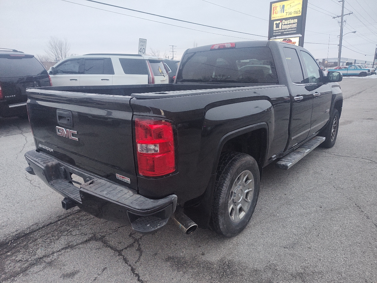 GMC Sierra 1500 4WD Double Cab 143.5" SLE 2015