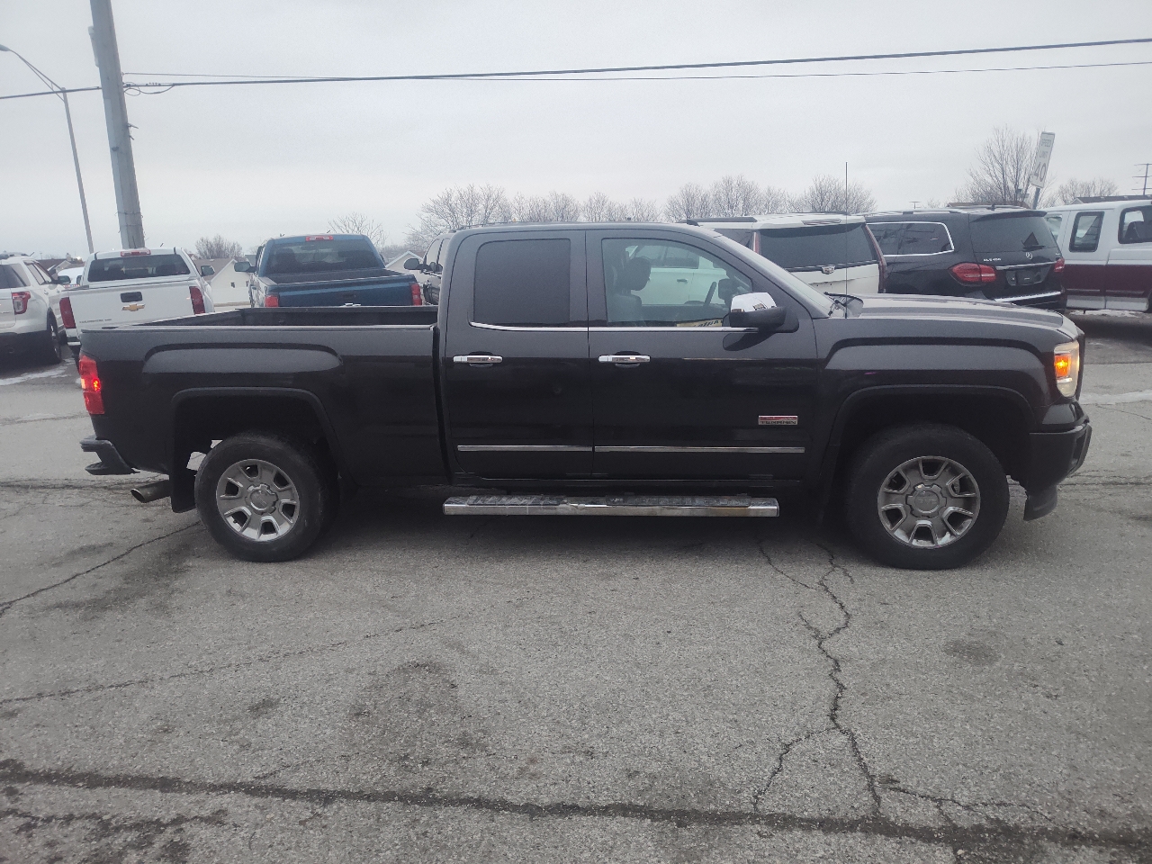 GMC Sierra 1500 4WD Double Cab 143.5" SLE 2015