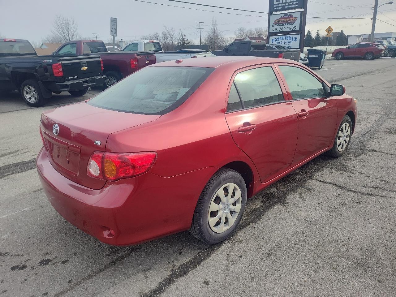 Toyota Corolla 4dr Sdn LE Auto 2009