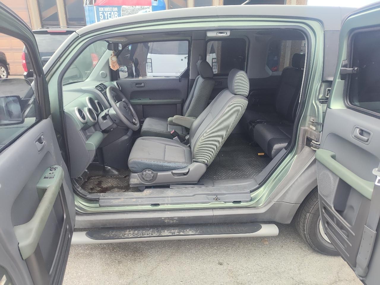 Honda Element 2WD EX Auto 2004