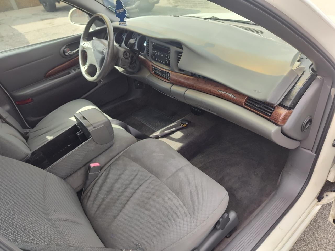 Buick LeSabre 4dr Sdn Custom 2004