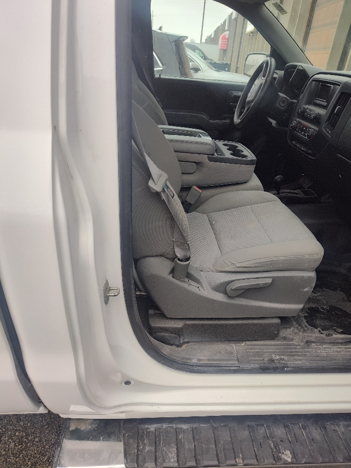 GMC Sierra 1500 4WD Reg Cab 133.0" 2014