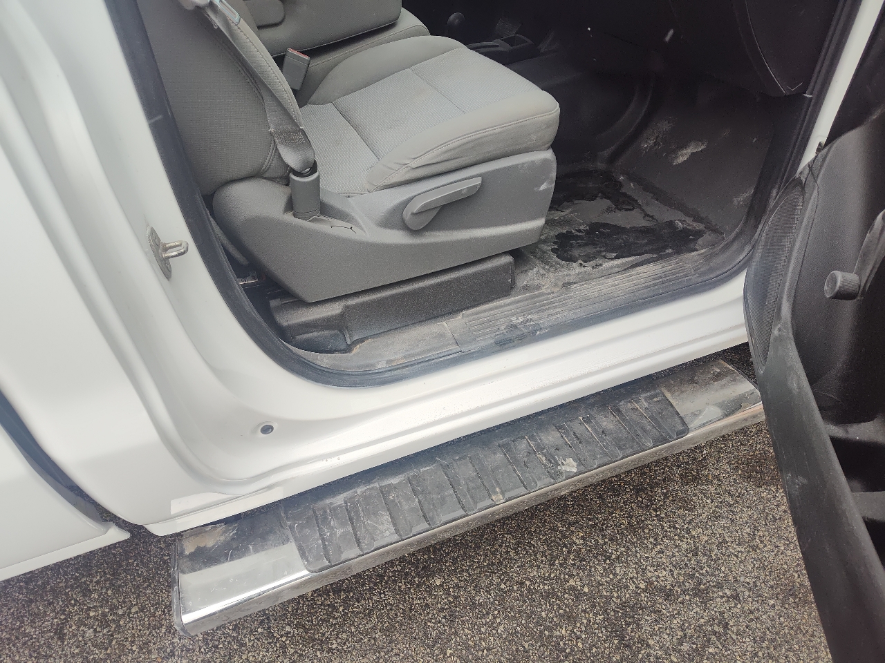 GMC Sierra 1500 4WD Reg Cab 133.0" 2014