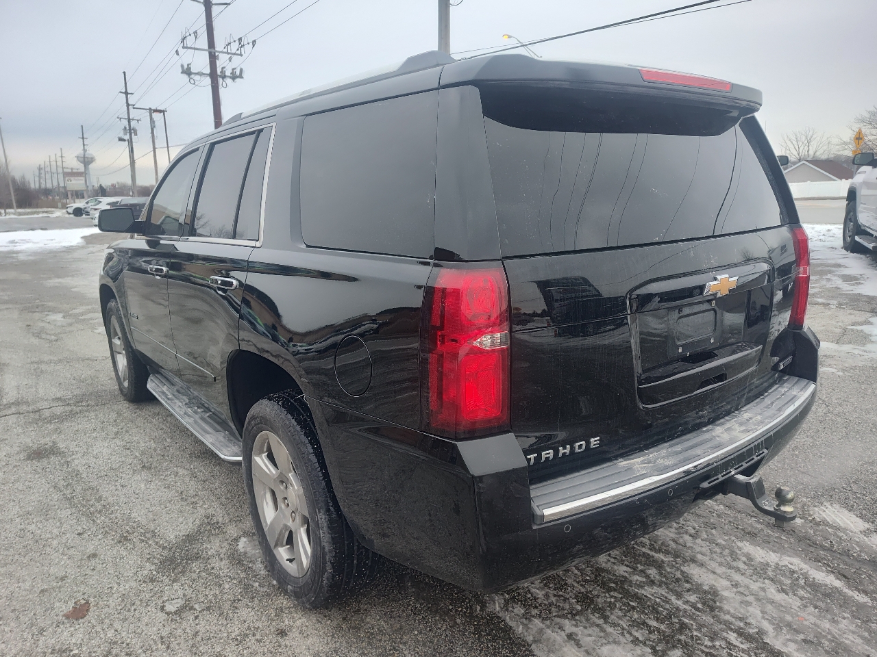 Chevrolet Tahoe 4WD 4dr Premier 2017