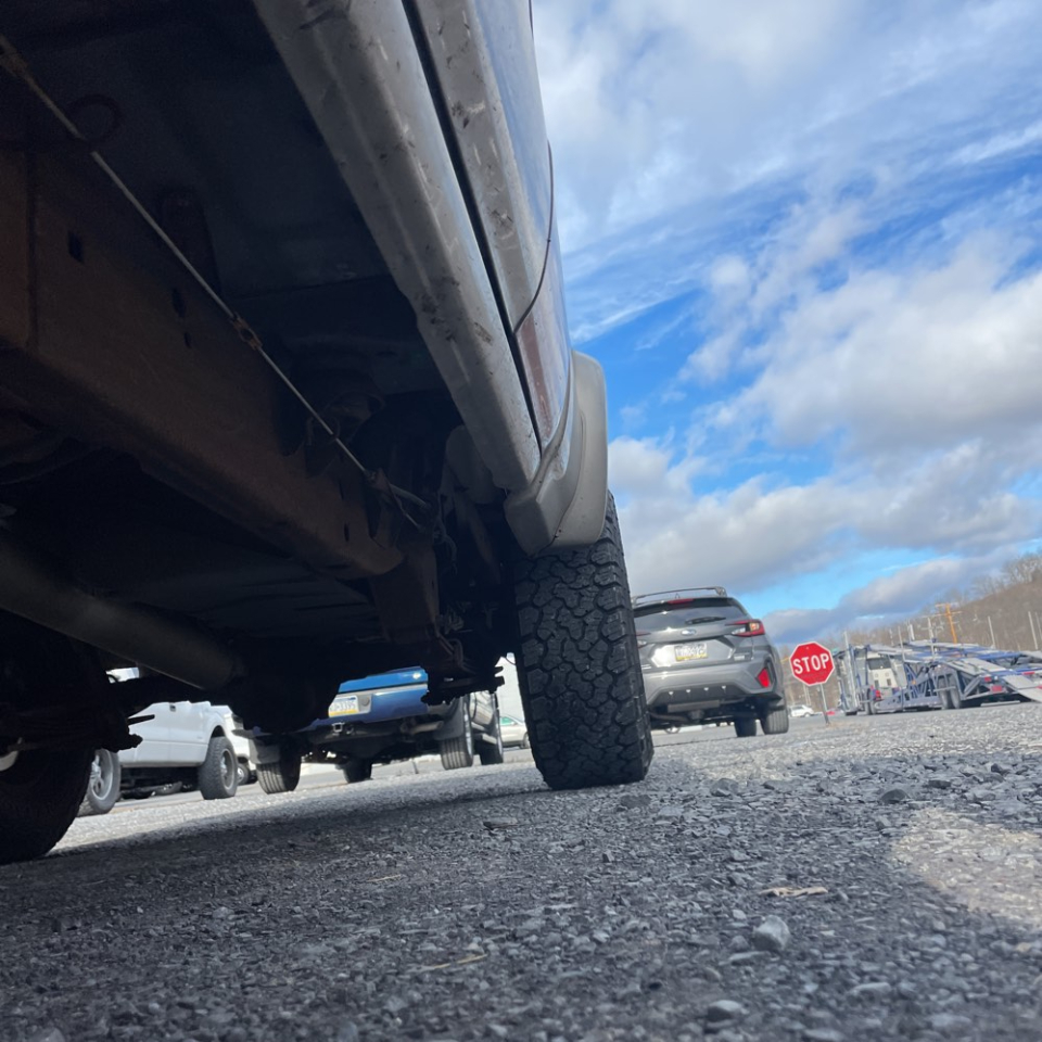 GMC Sonoma Ext Cab 123" WB 4WD SLS 2003