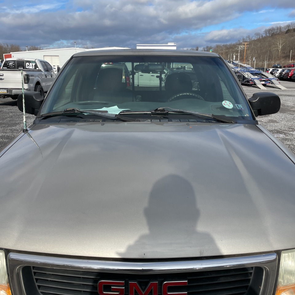 GMC Sonoma Ext Cab 123" WB 4WD SLS 2003