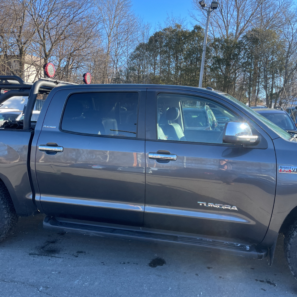 Toyota Tundra 4WD Truck CrewMax 5.7L V8 6-Spd AT LTD (Natl) 2012