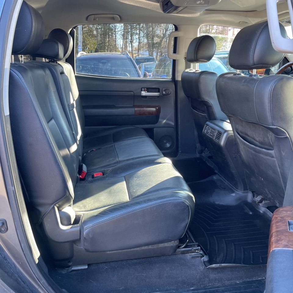 Toyota Tundra 4WD Truck CrewMax 5.7L V8 6-Spd AT LTD (Natl) 2012