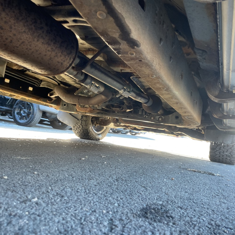 Toyota Tundra 4WD Truck CrewMax 5.7L V8 6-Spd AT LTD (Natl) 2012