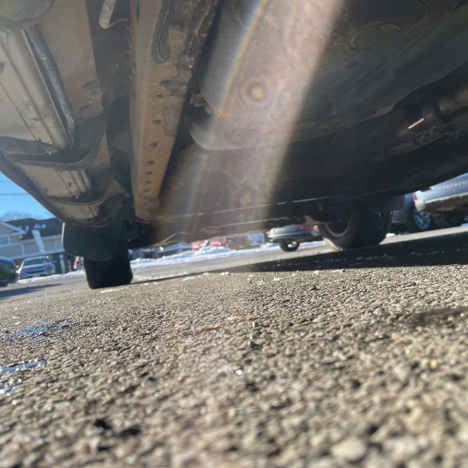 Toyota Tundra 4WD Truck CrewMax 5.7L V8 6-Spd AT LTD (Natl) 2012