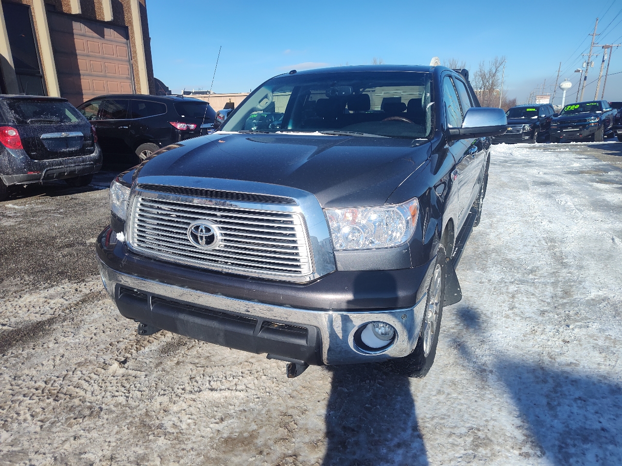 Toyota Tundra 4WD Truck CrewMax 5.7L V8 6-Spd AT LTD (Natl) 2012
