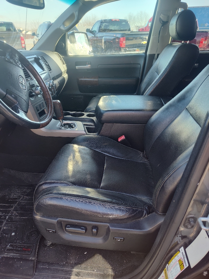 Toyota Tundra 4WD Truck CrewMax 5.7L V8 6-Spd AT LTD (Natl) 2012