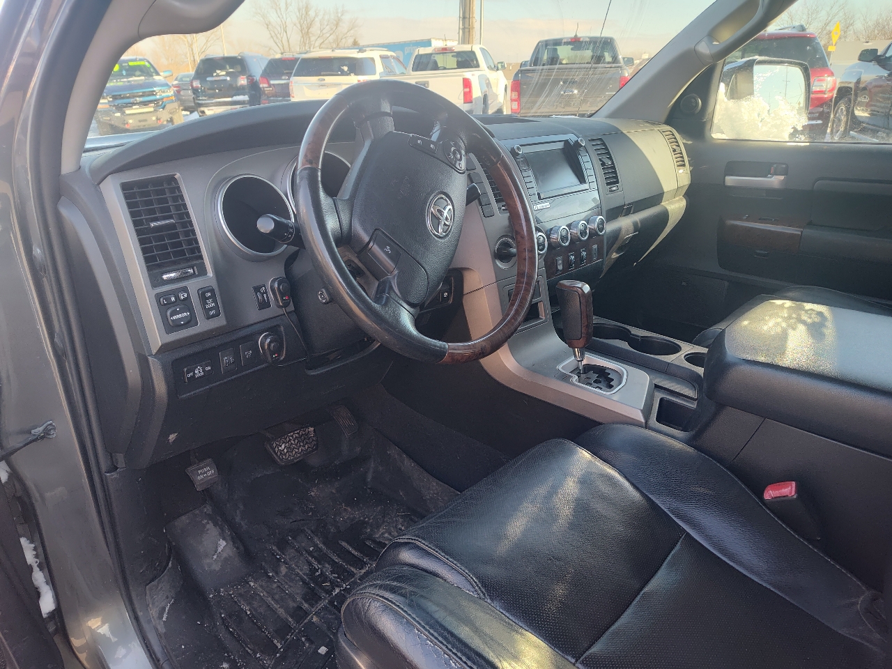 Toyota Tundra 4WD Truck CrewMax 5.7L V8 6-Spd AT LTD (Natl) 2012