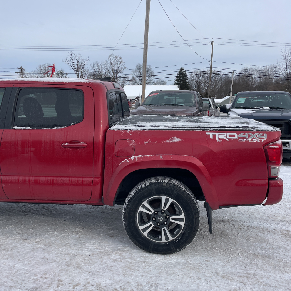Toyota Tacoma 4WD Double Cab V6 AT SR (Natl) 2016