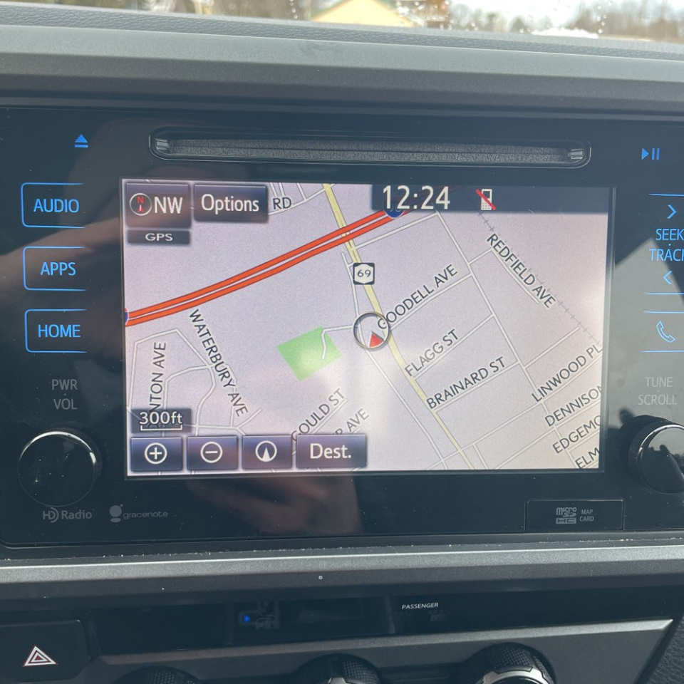 Toyota Tacoma 4WD Double Cab V6 AT SR (Natl) 2016