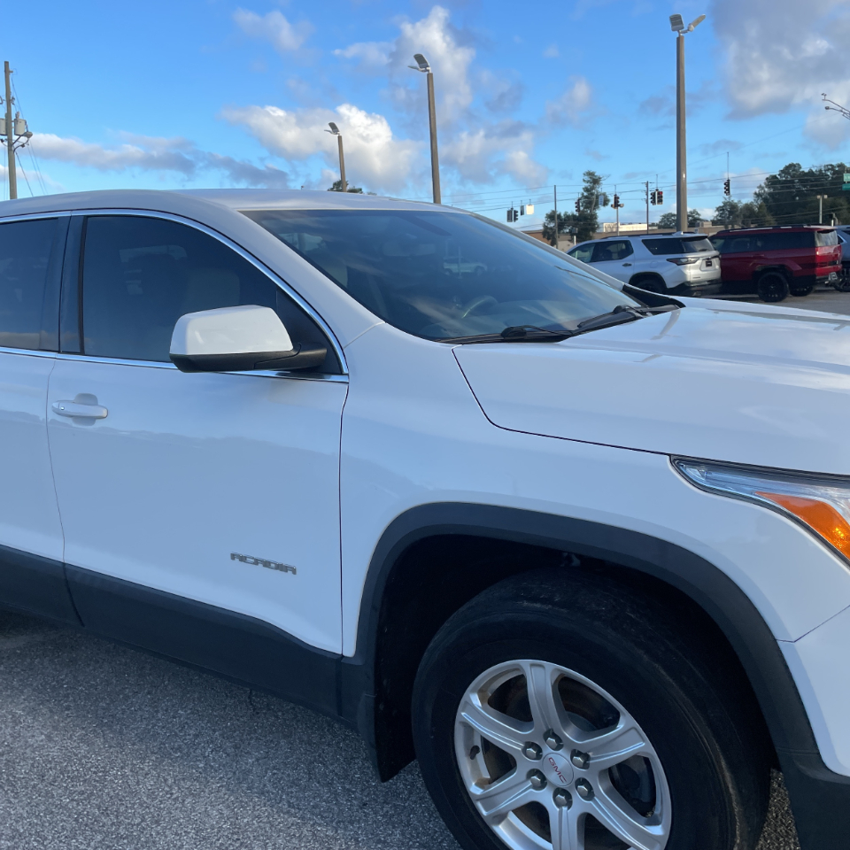 GMC Acadia AWD 4dr SLE w/SLE-1 2018