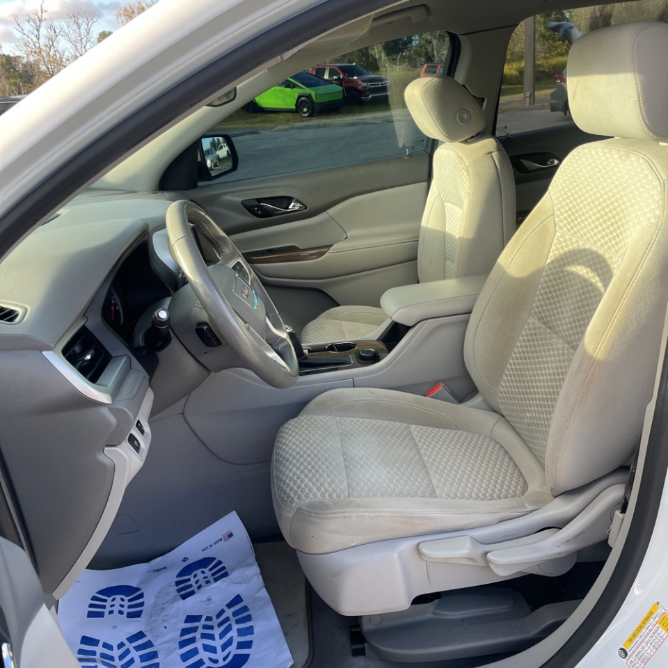 GMC Acadia AWD 4dr SLE w/SLE-1 2018