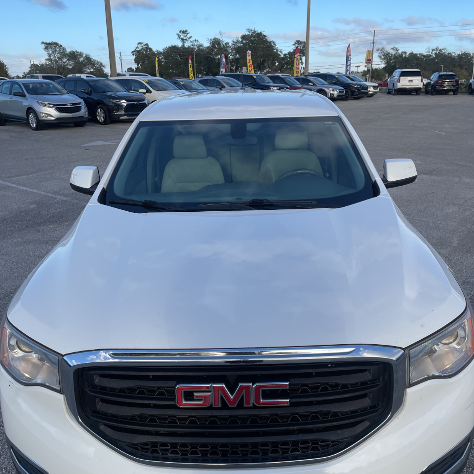 GMC Acadia AWD 4dr SLE w/SLE-1 2018