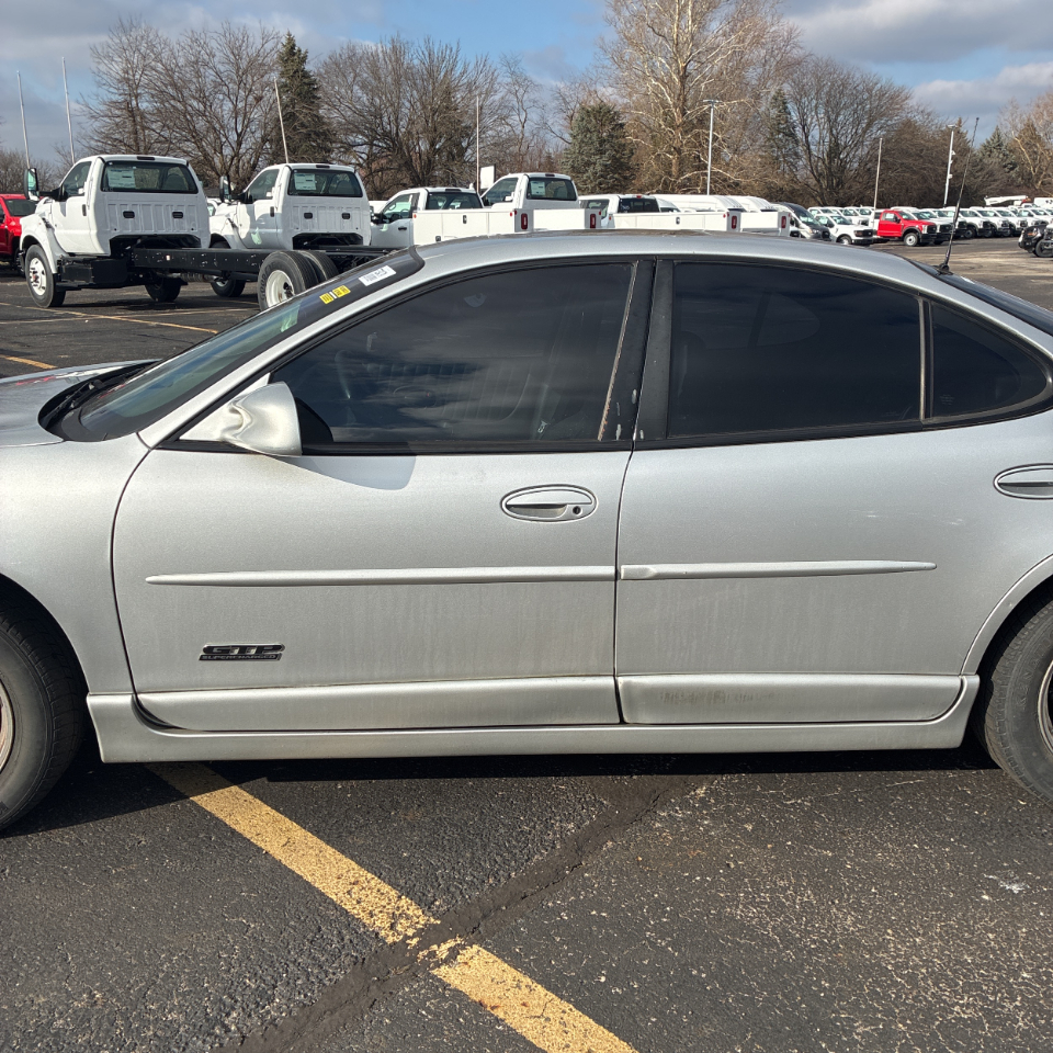 Pontiac Grand Prix 4dr Sdn GTP 2002