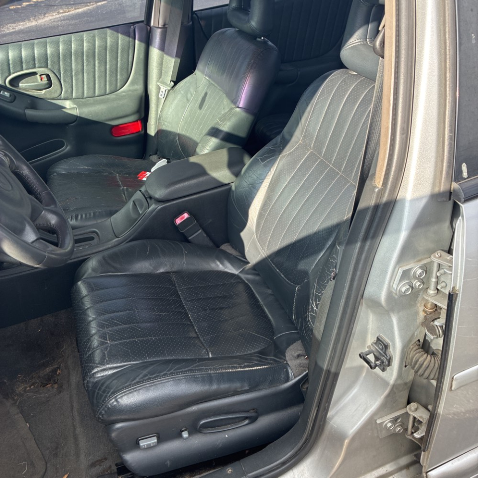 Pontiac Grand Prix 4dr Sdn GTP 2002