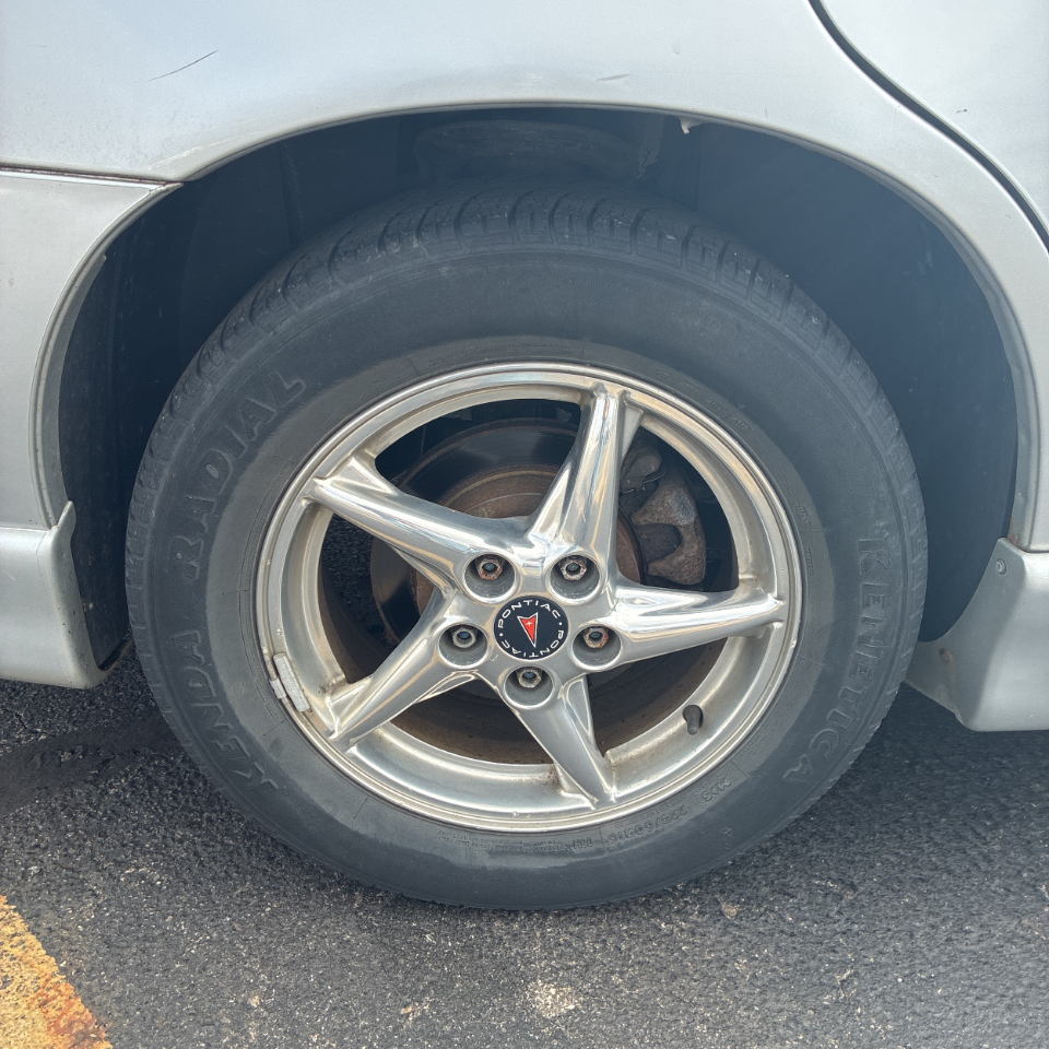 Pontiac Grand Prix 4dr Sdn GTP 2002