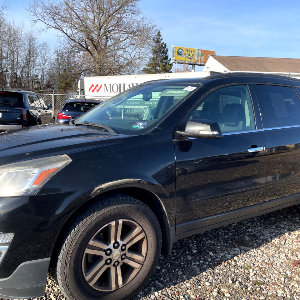 Chevrolet Traverse AWD 4dr LT w/2LT 2017