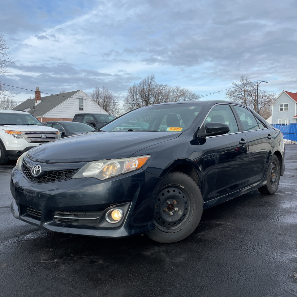 Toyota Camry 4dr Sdn I4 Auto L (Natl) 2013