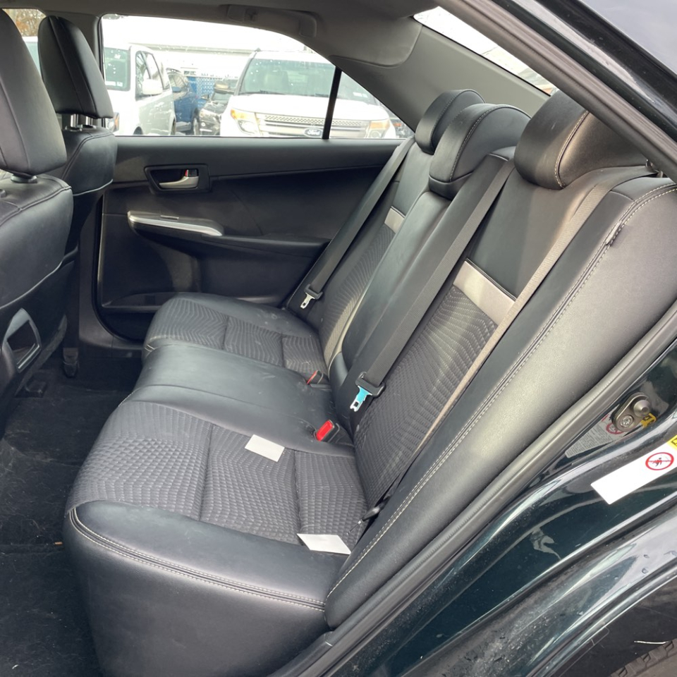 Toyota Camry 4dr Sdn I4 Auto L (Natl) 2013