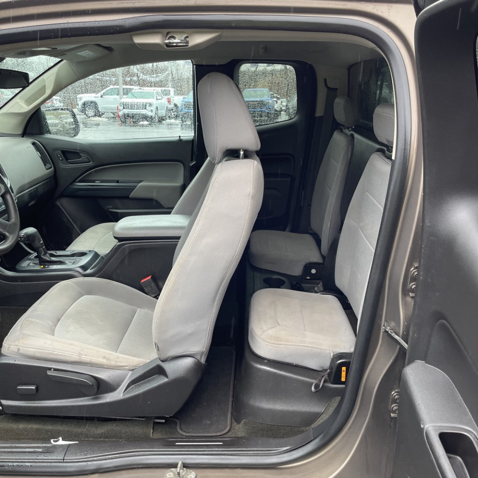 Chevrolet Colorado 4WD Ext Cab 128.3" WT 2016