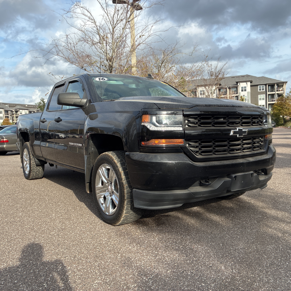 Chevrolet Silverado 1500 4WD Double Cab 143.5" Custom 2016