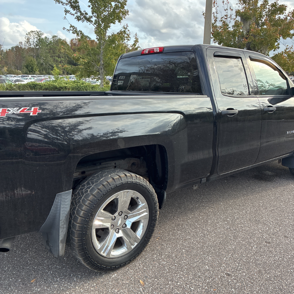 Chevrolet Silverado 1500 4WD Double Cab 143.5" Custom 2016