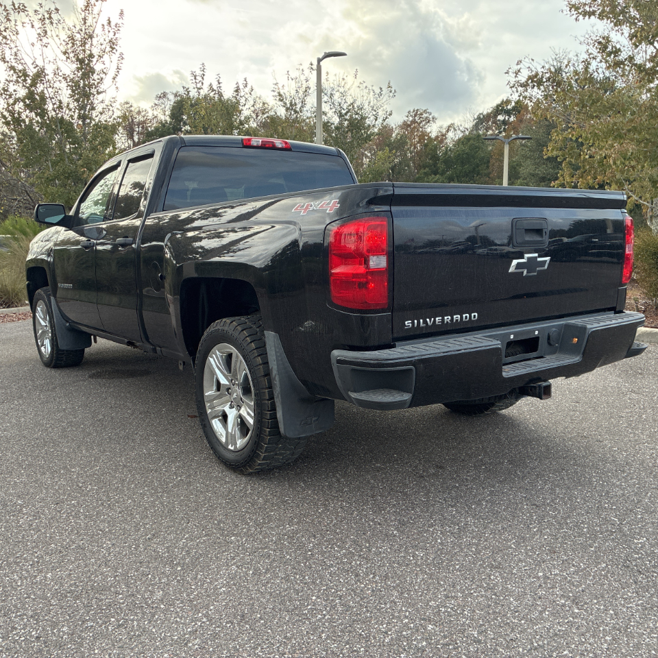 Chevrolet Silverado 1500 4WD Double Cab 143.5" Custom 2016