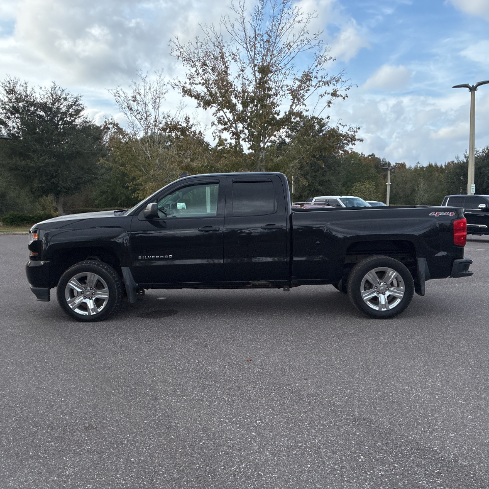 Chevrolet Silverado 1500 4WD Double Cab 143.5" Custom 2016
