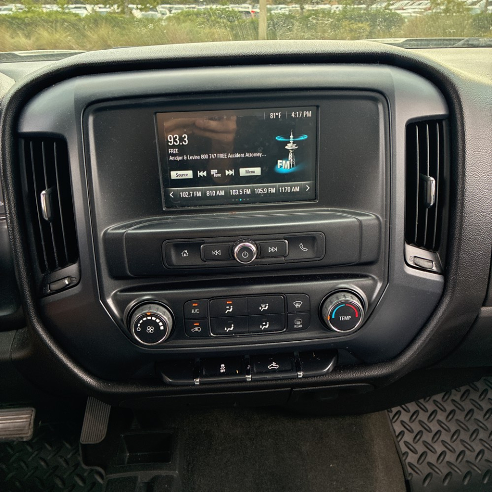 Chevrolet Silverado 1500 4WD Double Cab 143.5" Custom 2016