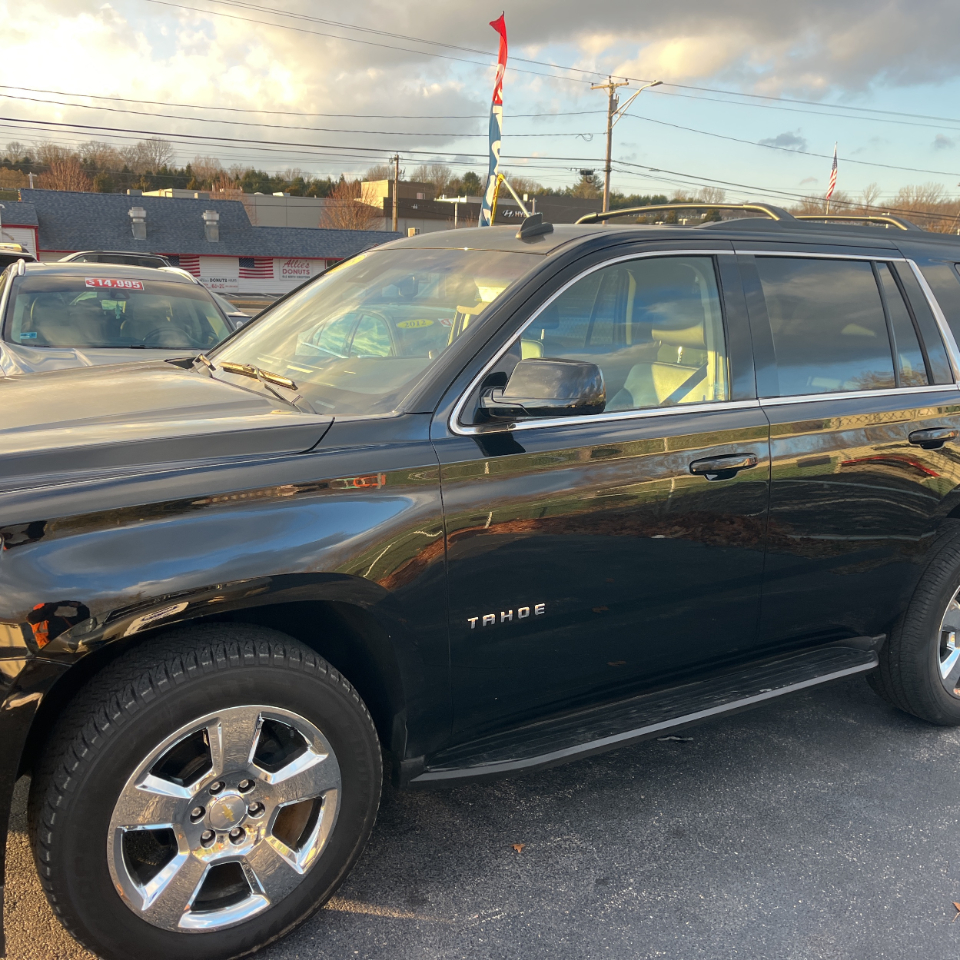 Chevrolet Tahoe 4WD 4dr LT 2015