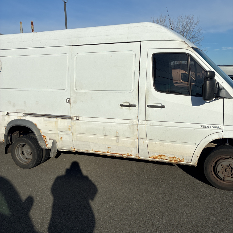 Dodge Sprinter Van 3500 High Ceiling 140-in. WB 2006